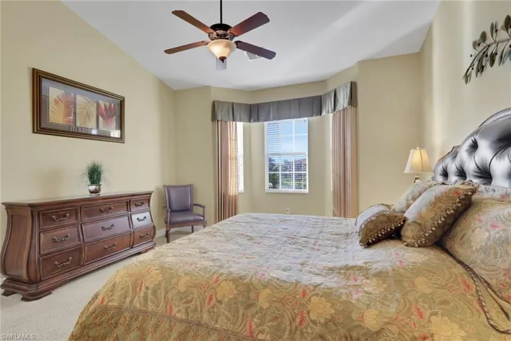 6397  Legacy  CIR, Naples, FL 34113