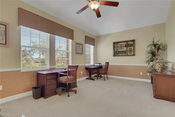 6397  Legacy  CIR, Naples, FL 34113