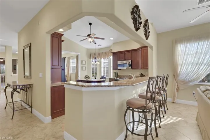 6397  Legacy  CIR, Naples, FL 34113