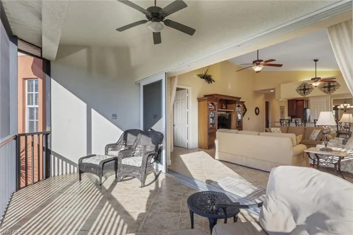 6397  Legacy  CIR, Naples, FL 34113