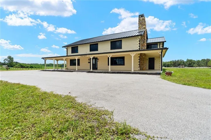 3040 Trail Dairy Cir, North Fort Myers, Florida 33917