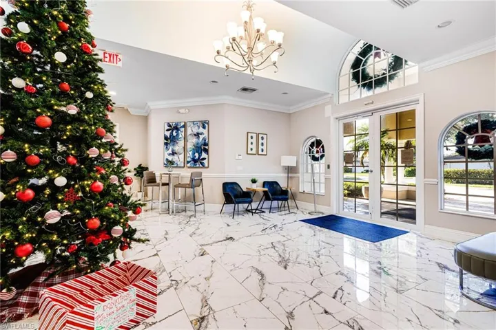 3770  Recreation  LN, Naples, FL 34116