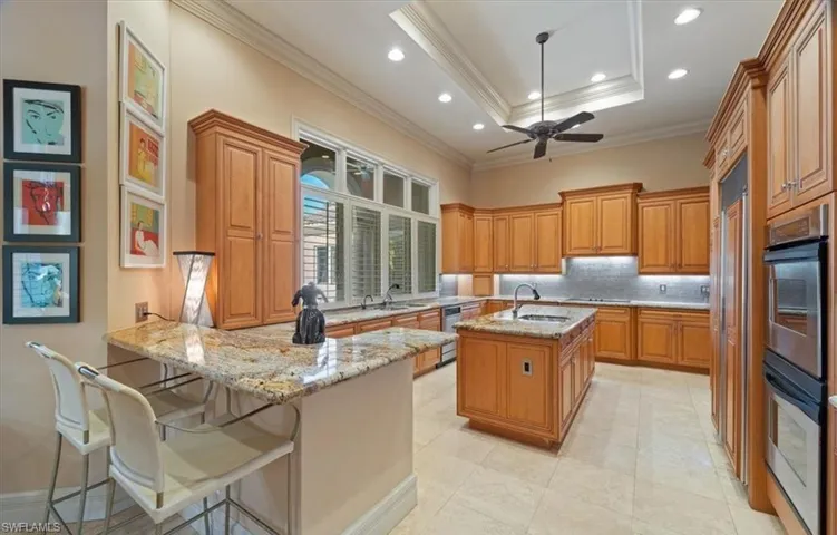 550 21st Ave S, Naples, Florida 34102