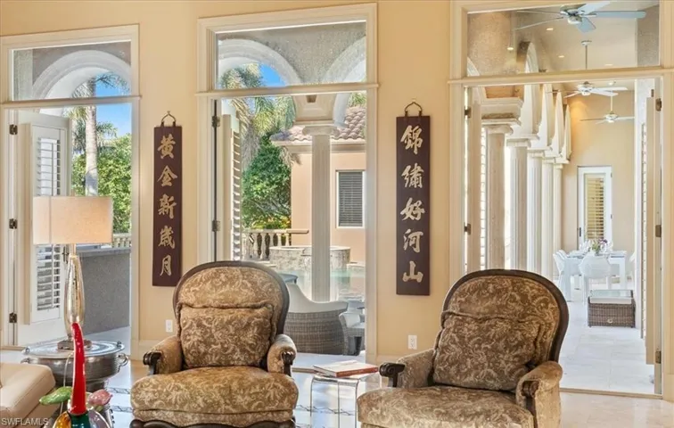 550 21st Ave S, Naples, Florida 34102