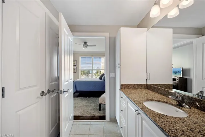 2825  Palm Beach  BLVD, Fort Myers, FL 33916