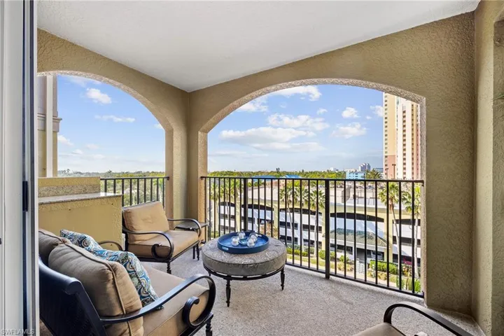 2825  Palm Beach  BLVD, Fort Myers, FL 33916