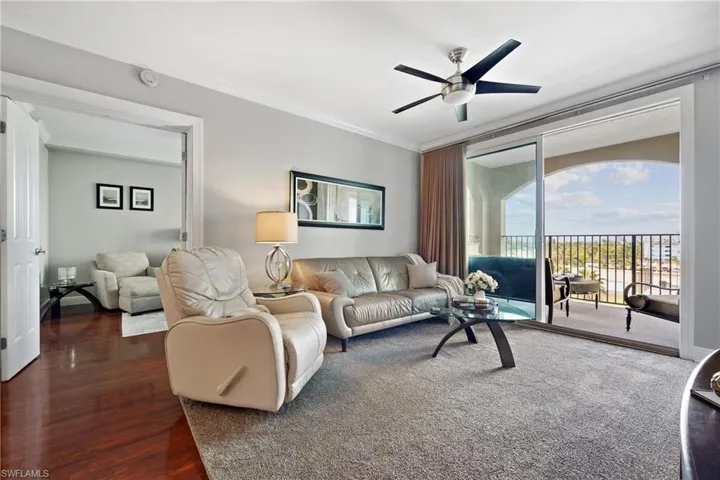 2825  Palm Beach  BLVD, Fort Myers, FL 33916