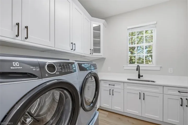 24720 Bay Bean Ct, Bonita Springs, Florida 34134