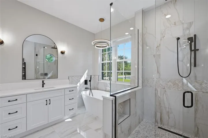 24720 Bay Bean Ct, Bonita Springs, Florida 34134