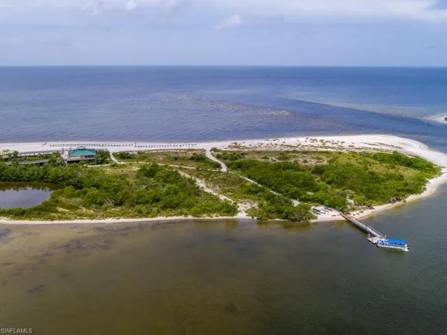 24720 Bay Bean Ct, Bonita Springs, Florida 34134