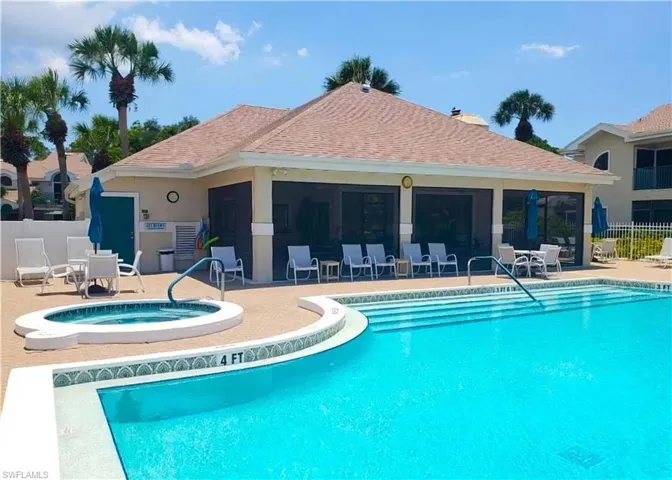 50  Emerald Woods  DR, Naples, FL 34108