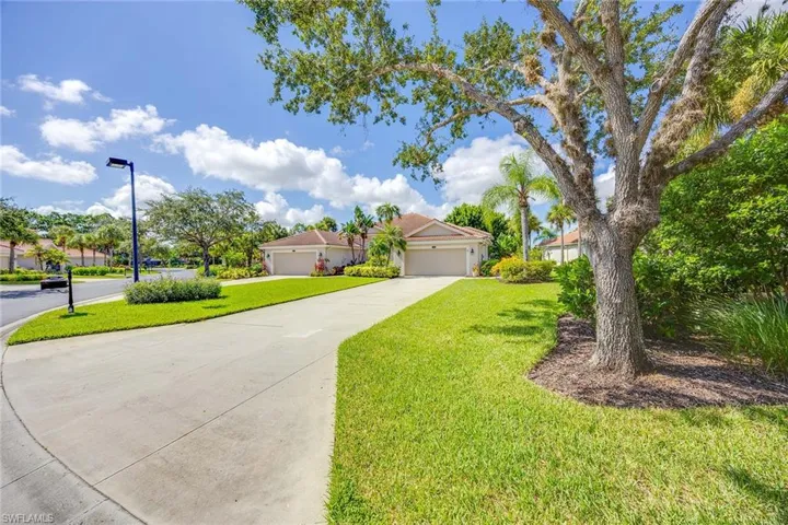 8482  Bent Creek  WAY, Naples, FL 34114