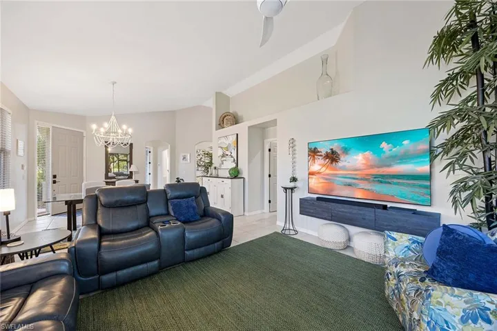 8482  Bent Creek  WAY, Naples, FL 34114