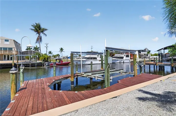 3123 Bracci Dr, St. James City, Florida 33956