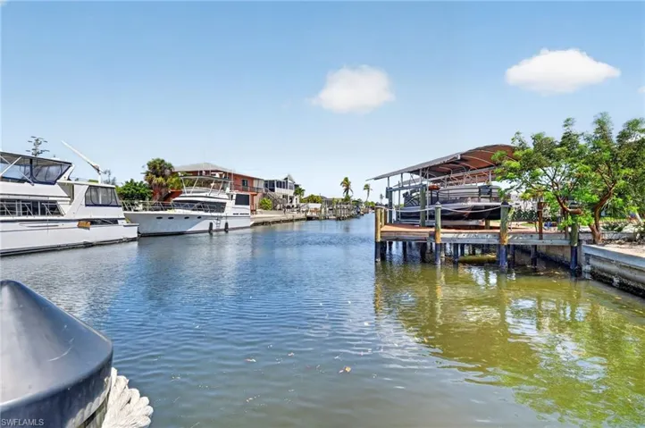 3123 Bracci Dr, St. James City, Florida 33956