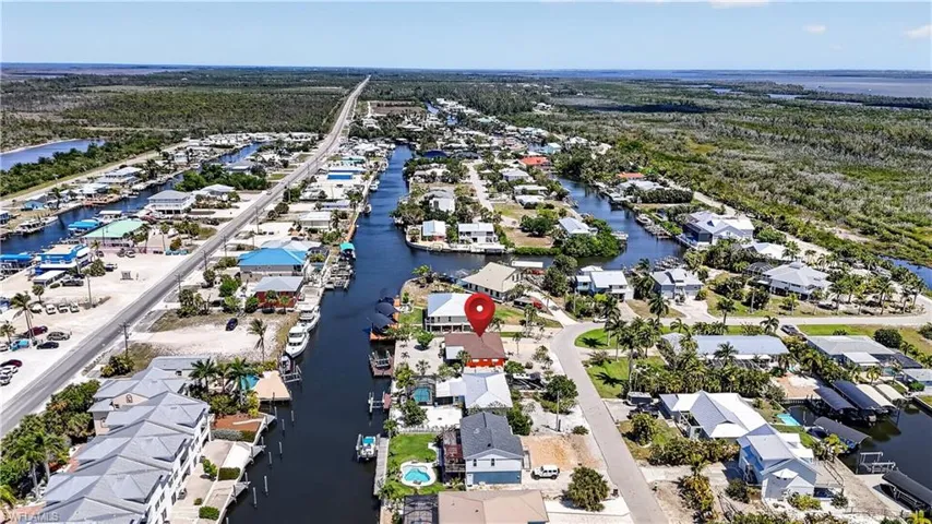 3123 Bracci Dr, St. James City, Florida 33956