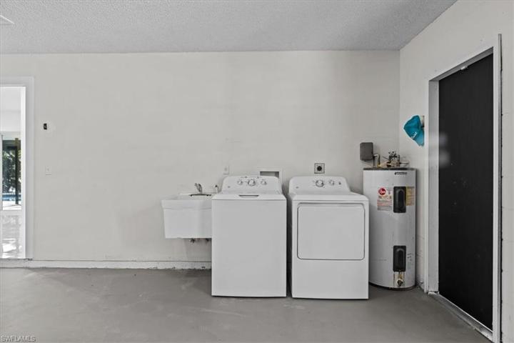 3322  Savage  RD, Sarasota, FL 34231