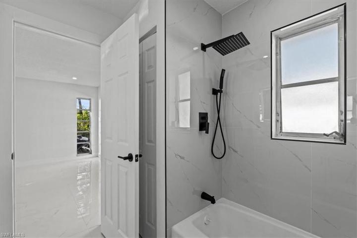 3322  Savage  RD, Sarasota, FL 34231