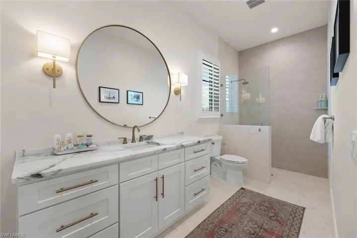 Upstairs Guest Bathroom #1