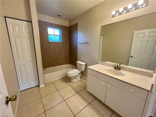 549  Genoa S AVE, Lehigh Acres, FL 33974