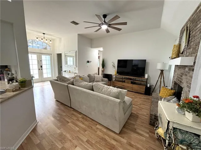 1090  Woods  DR, Labelle, FL 33935