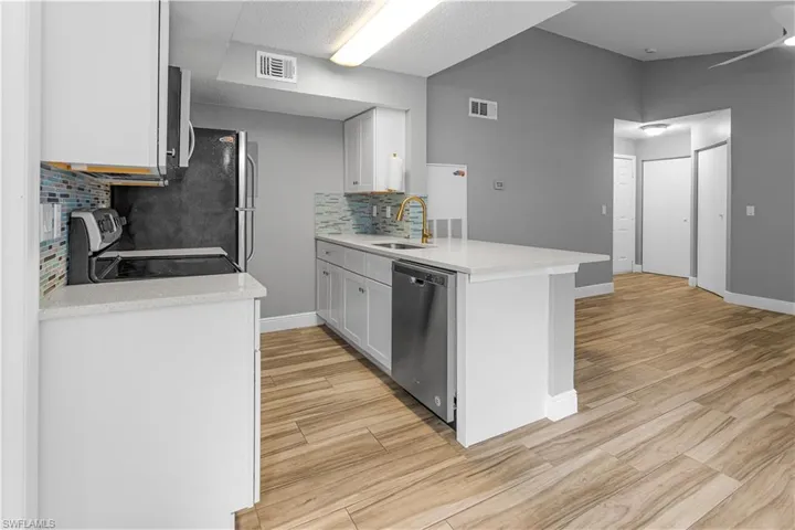 12561 Equestrian Cir 816, Fort Myers, Florida 33907