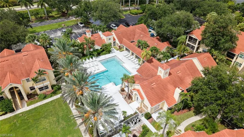 12561 Equestrian Cir 816, Fort Myers, Florida 33907