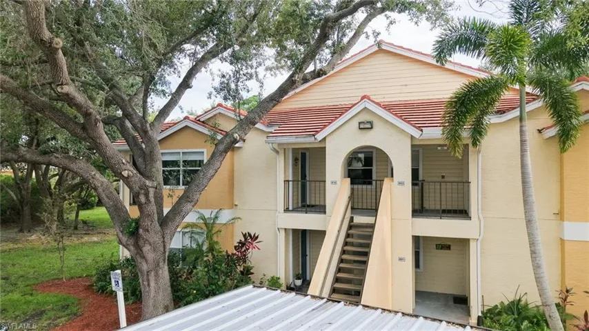 12561 Equestrian Cir 816, Fort Myers, Florida 33907