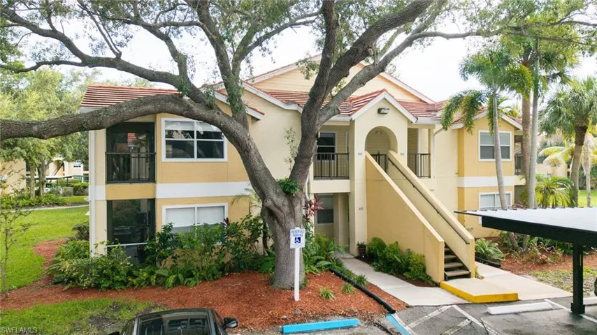 12561 Equestrian Cir 816, Fort Myers, Florida 33907