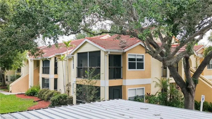 12561 Equestrian Cir 816, Fort Myers, Florida 33907