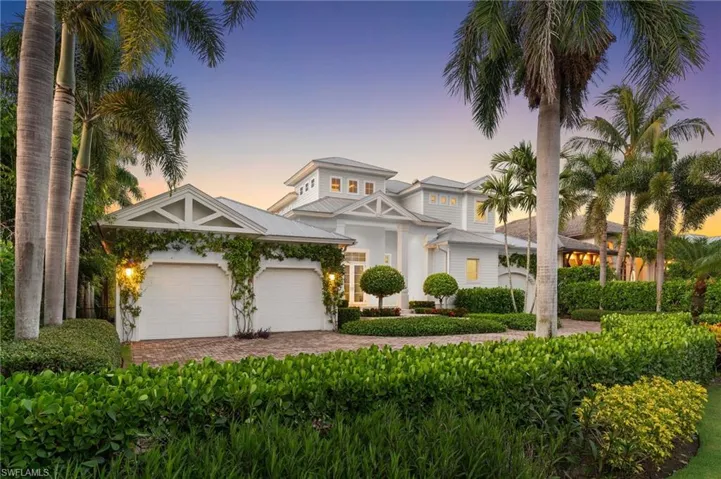 615  Binnacle  DR, Naples, FL 34103