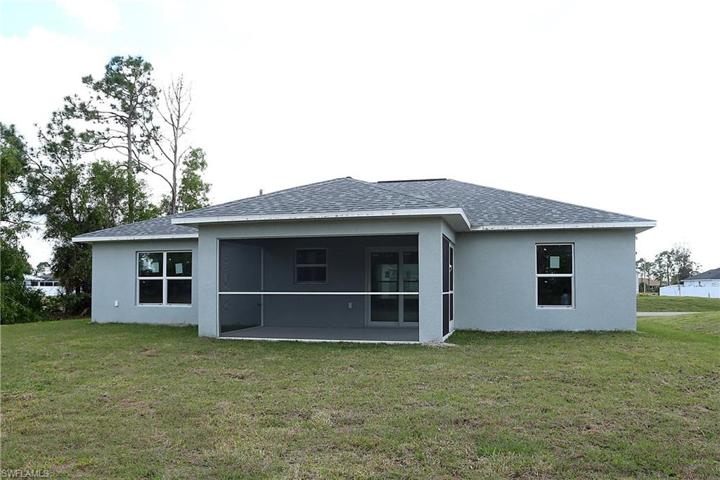 2209 NE 36th  ST, Cape Coral, FL 33909