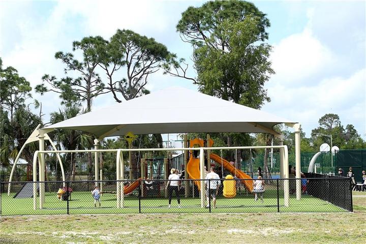 2209 NE 36th  ST, Cape Coral, FL 33909