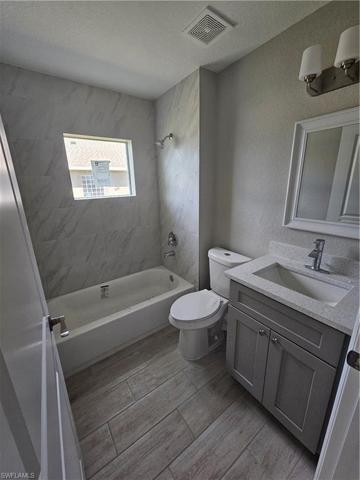 2209 NE 36th  ST, Cape Coral, FL 33909