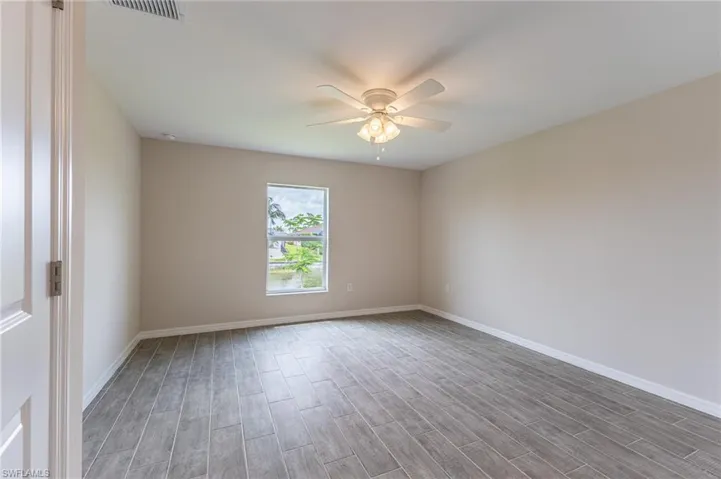 1832 NW 6th  PL, Cape Coral, FL 33993