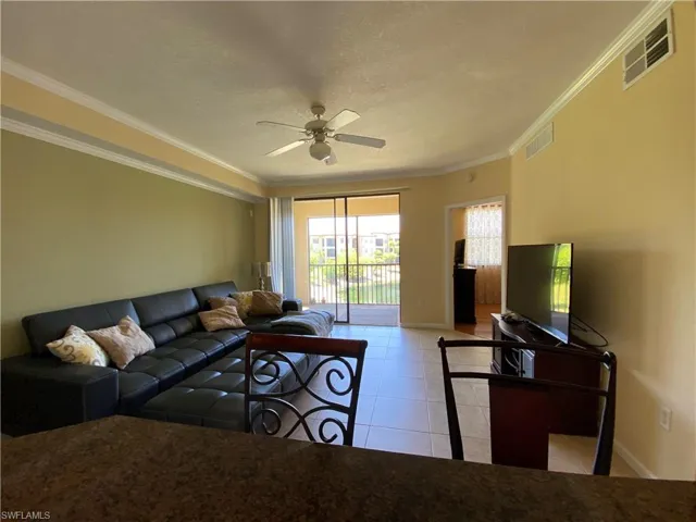 12970 Positano Cir 206, Naples, Florida 34105