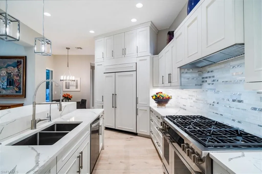 367 5th AVE, Naples, FL 34102,224083510