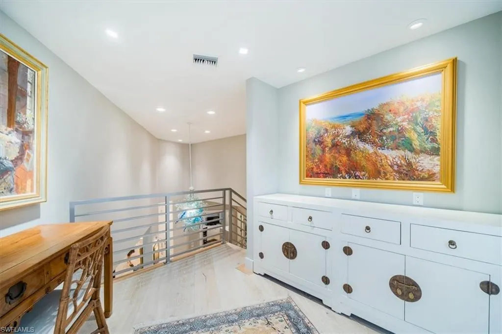 367 5th AVE, Naples, FL 34102,224083510