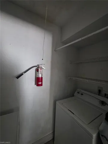 Image quality insufficient for description