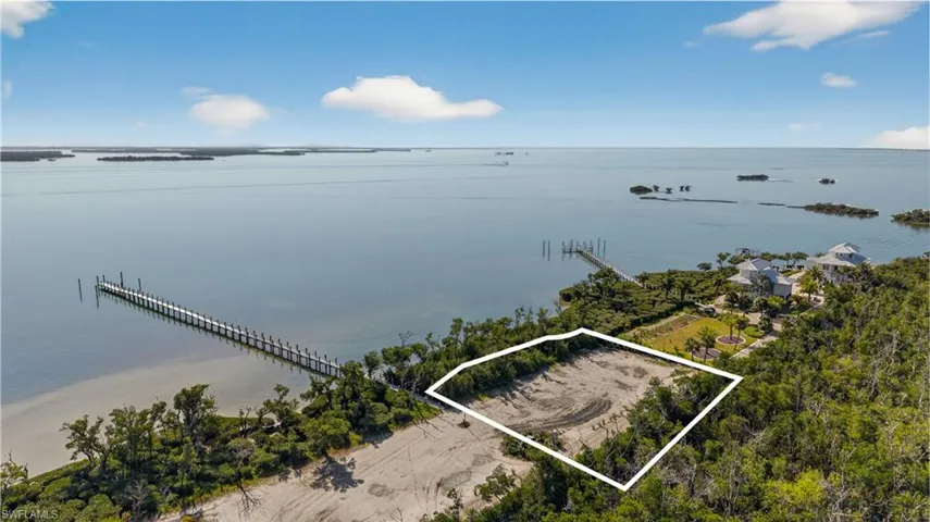 Aerial view of property's location with property boundaries