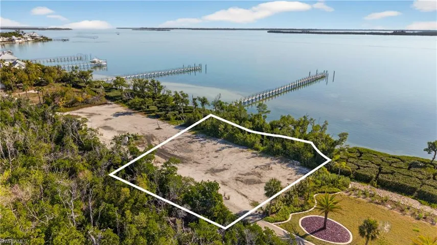 View of property location with property parcel outlined r