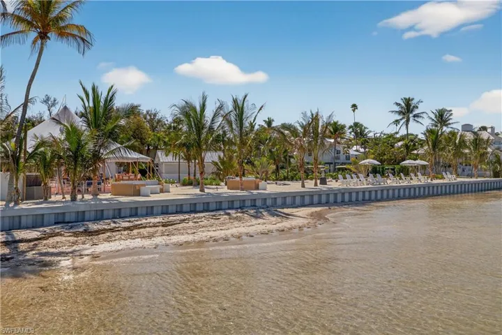 Bay Walk Useppa Island