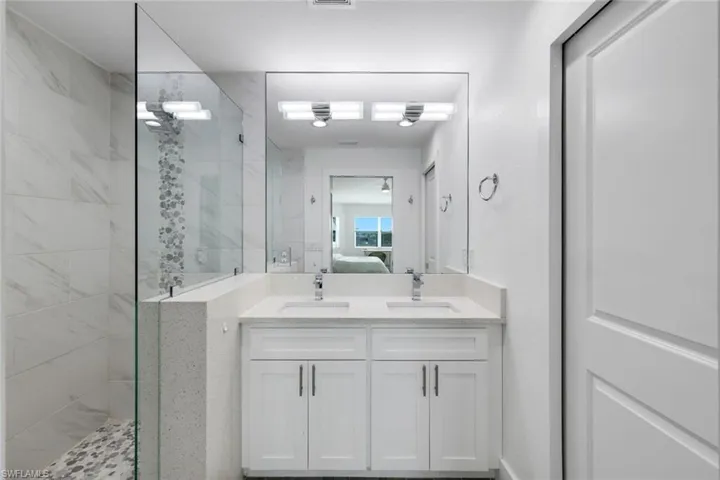 6053 Montego Bay Loop, Fort Myers, Florida 33908