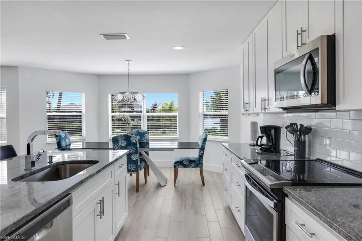 6053 Montego Bay Loop, Fort Myers, Florida 33908