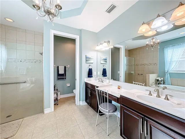 20609  Chestnut Ridge  DR, North Fort Myers, FL 33917