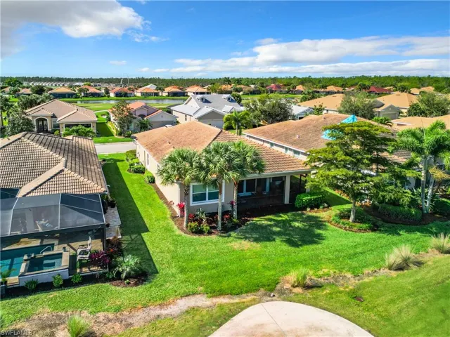 20609  Chestnut Ridge  DR, North Fort Myers, FL 33917