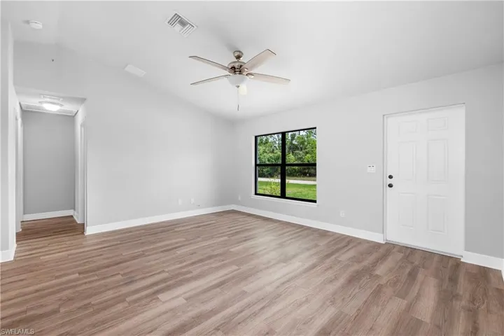 4137 NE 20th  CT, Cape Coral, FL 33909