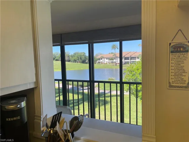 5590 Trailwinds Dr # 421, Fort Myers Fl 33907