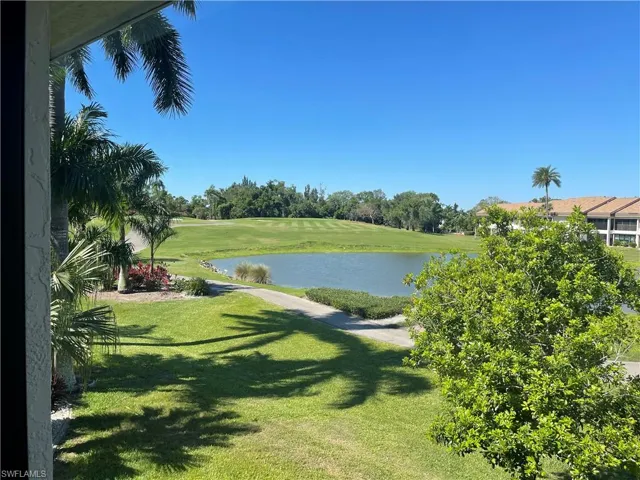 5590 Trailwinds Dr # 421, Fort Myers Fl 33907