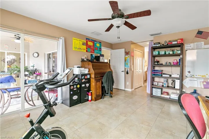 11 Nw 13th Pl, Cape Coral Fl 33993